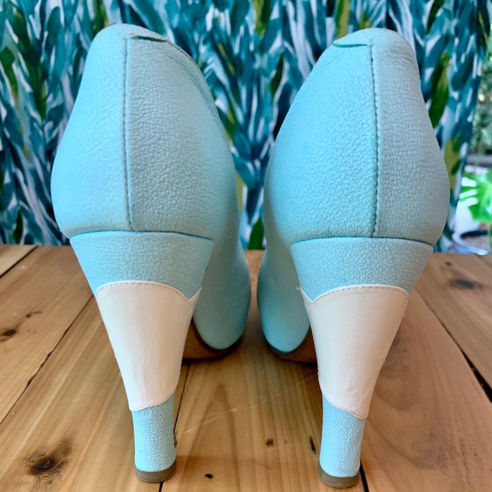 Sky Blue Cloud Michel Perry Pumps - Picture 6 of 7